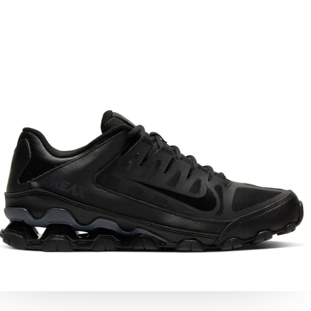 Mens Nike Reax 8 TR Mesh Running Shoe in Black Size 10 New